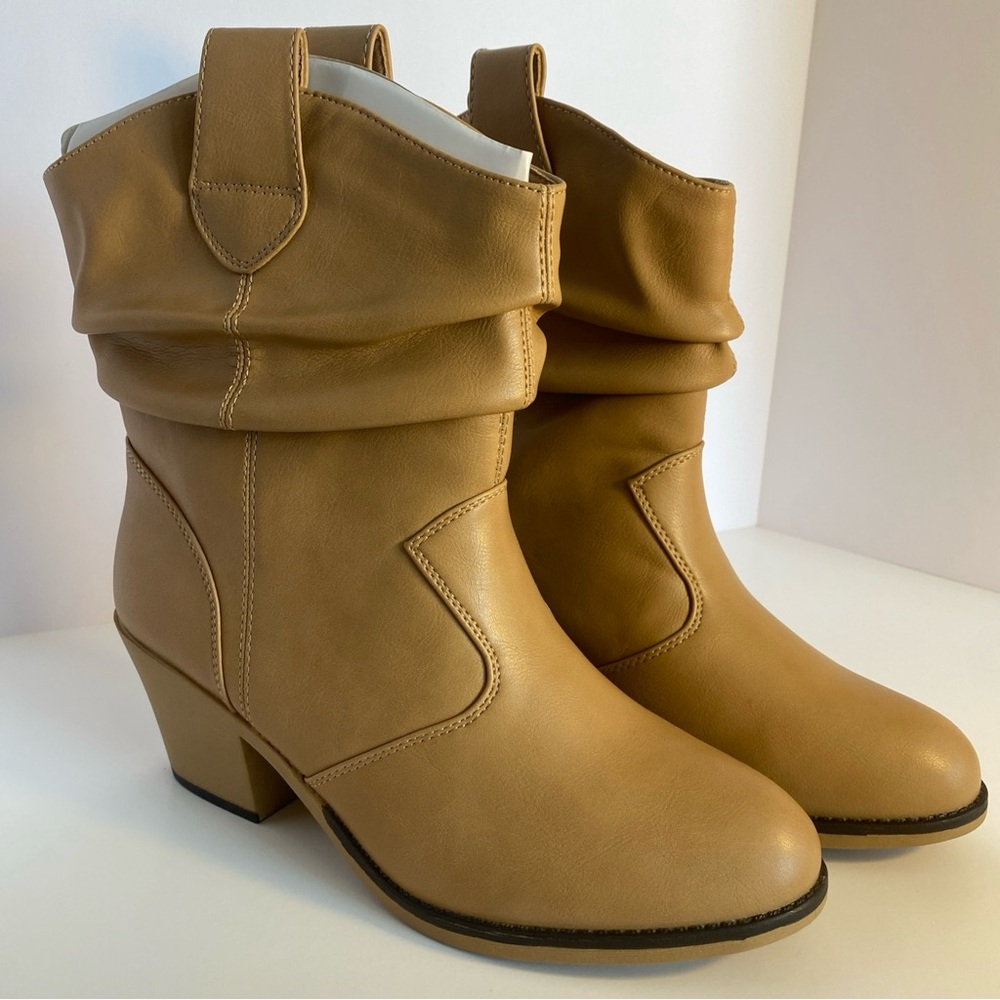 Tan boots size 7.5
